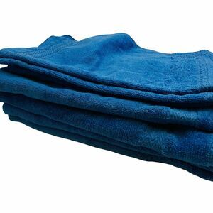 4333 JC Penny blue hand and washcloth towels